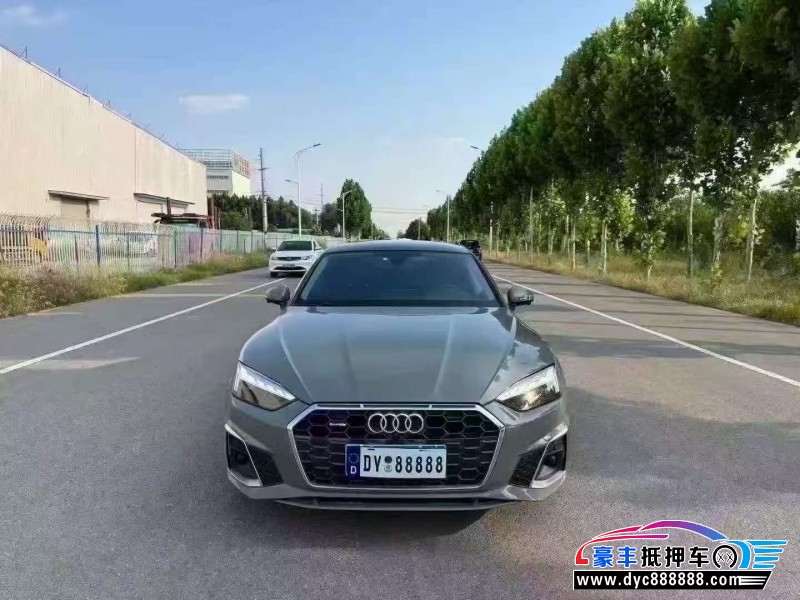 抵押车出售21年奥迪A5轿车