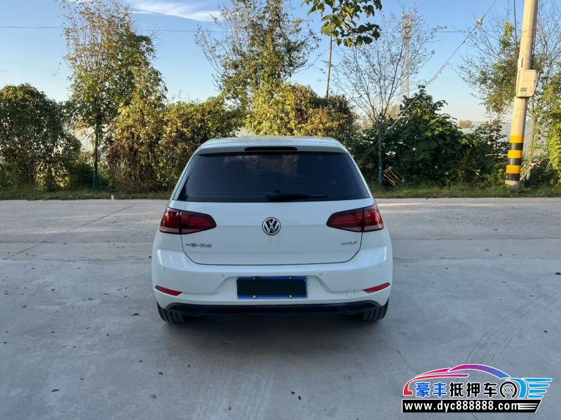 19年大众高尔夫轿车抵押车出售