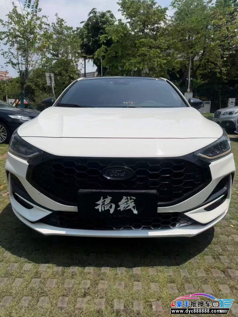 抵押车出售22年福特福克斯轿车