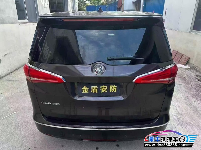 17年别克GL8轿车抵押车出售
