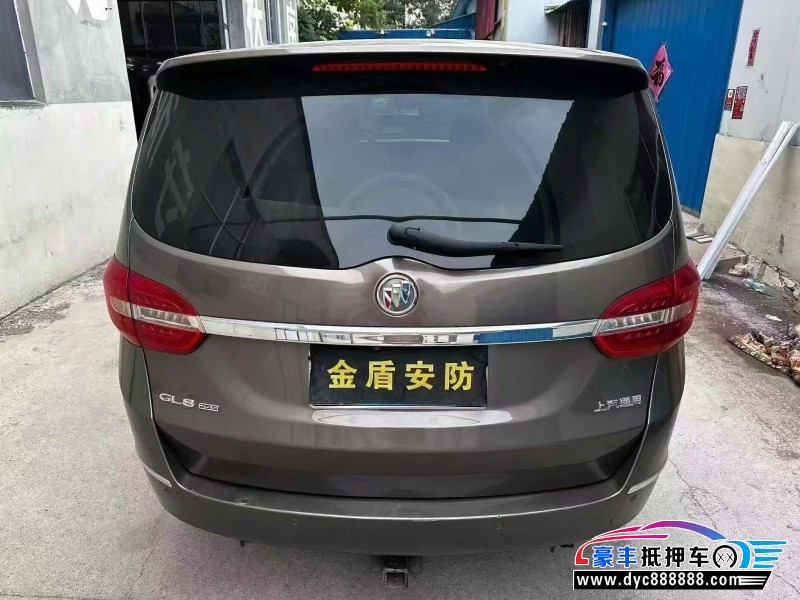 17年别克GL8轿车抵押车出售