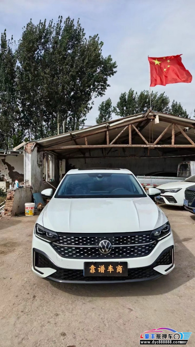抵押车出售25年大众朗逸轿车