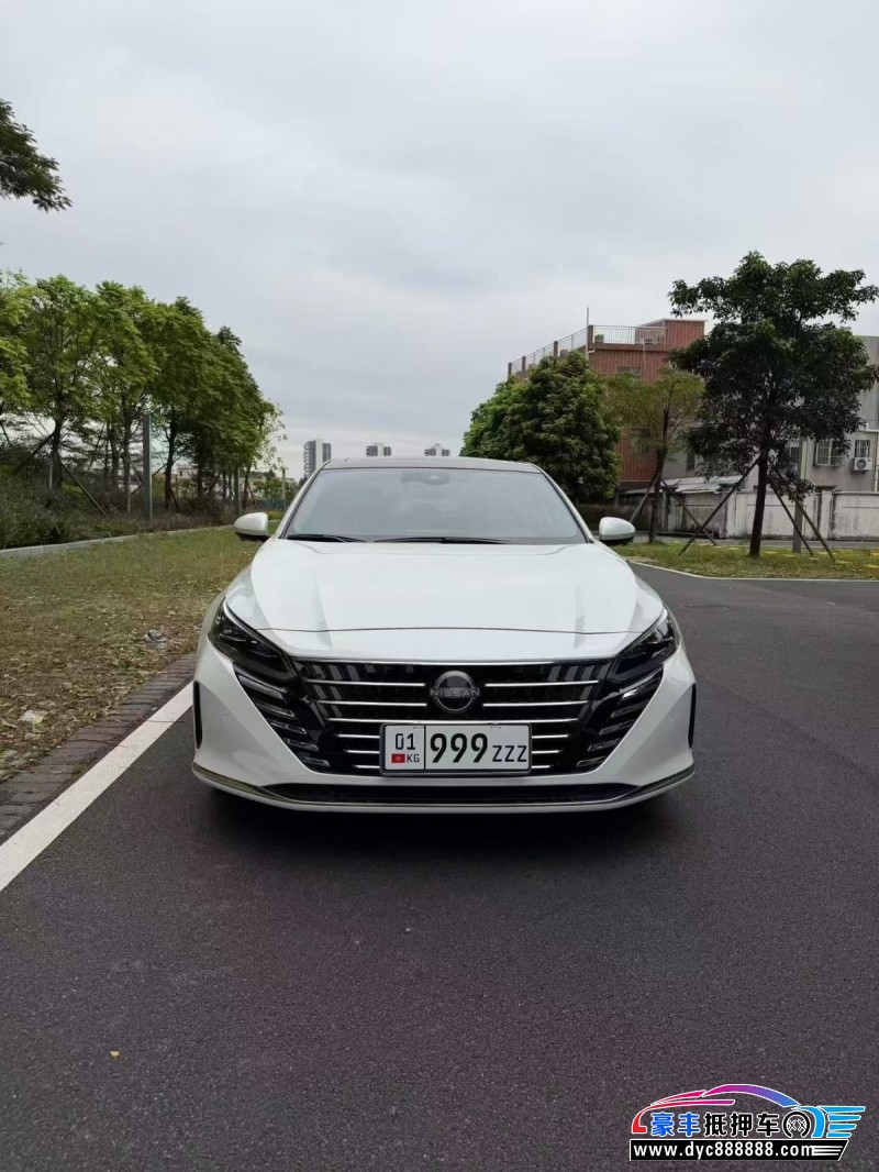 24年日产天籁轿车抵押车出售
