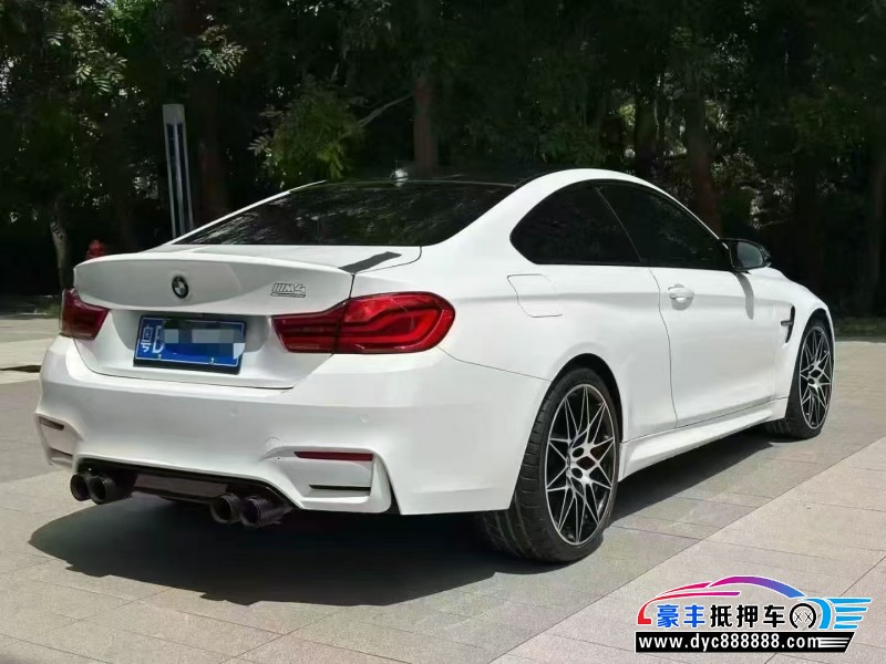19年宝马M4轿车抵押车出售