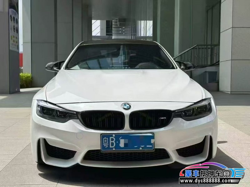 抵押车出售19年宝马M4轿车