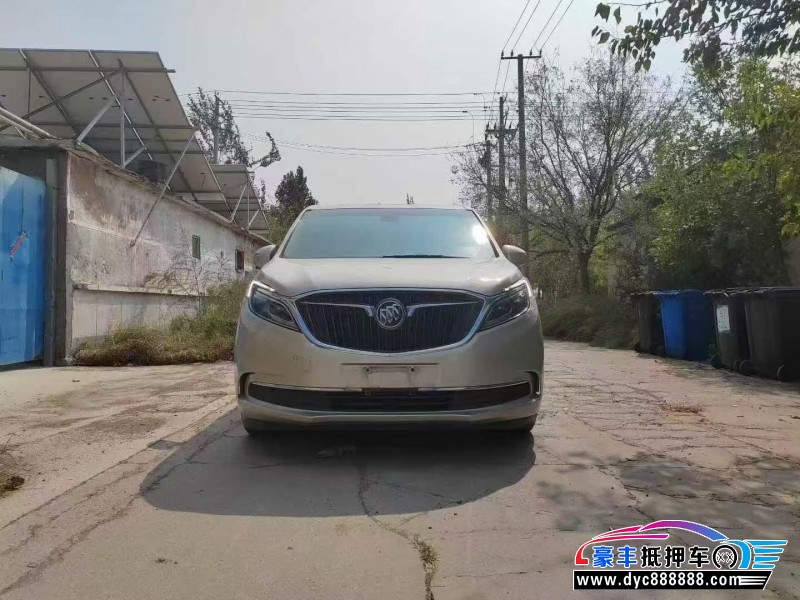 抵押车出售19年别克GL8轿车