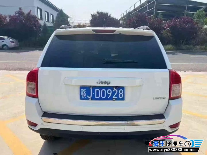 12年Jeep指南者轿车抵押车出售