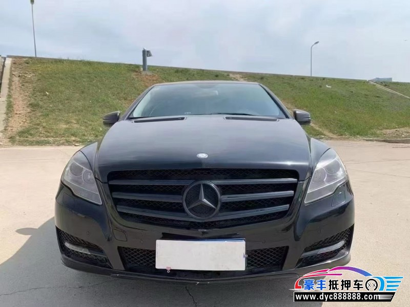 抵押车出售18年奔驰RMPV