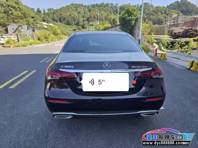 21年奔驰E轿车抵押车出售