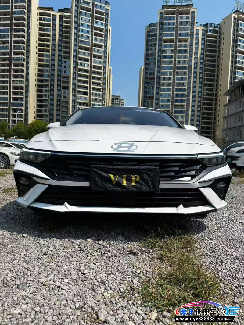 抵押车出售25年现代伊兰特轿车