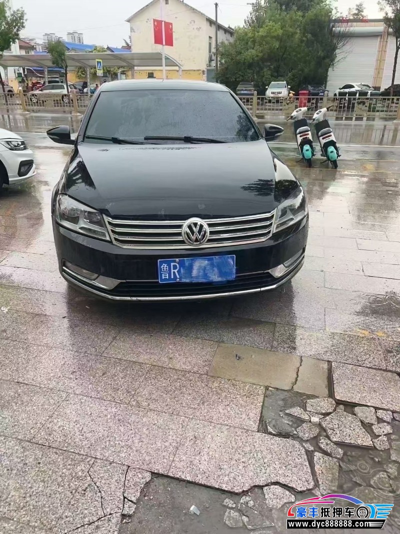 抵押车出售16年大众迈腾轿车
