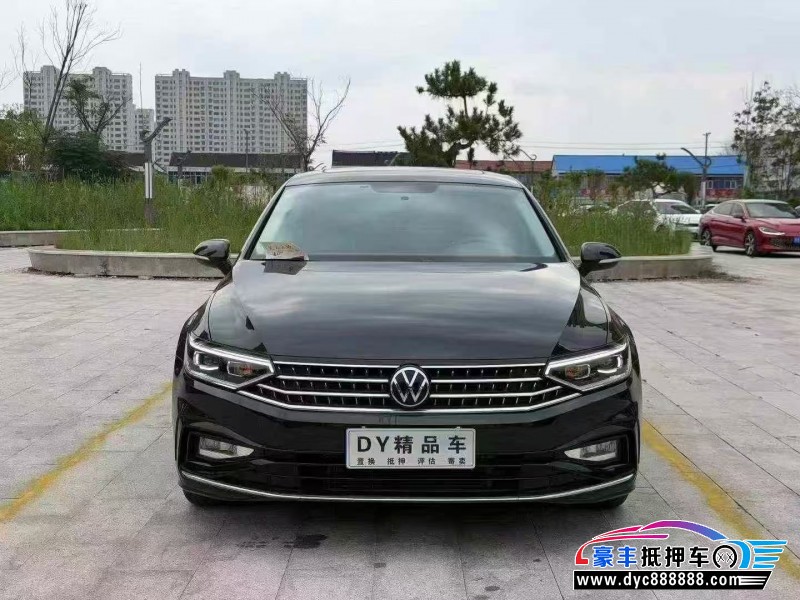 抵押车出售24年大众迈腾轿车