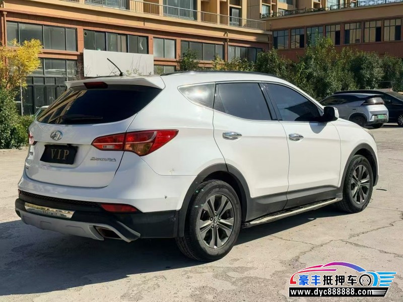 13年现代新胜达轿车抵押车出售