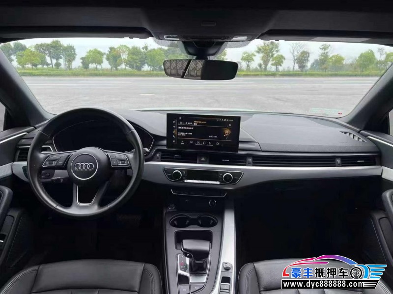 20年奥迪A5轿车抵押车出售