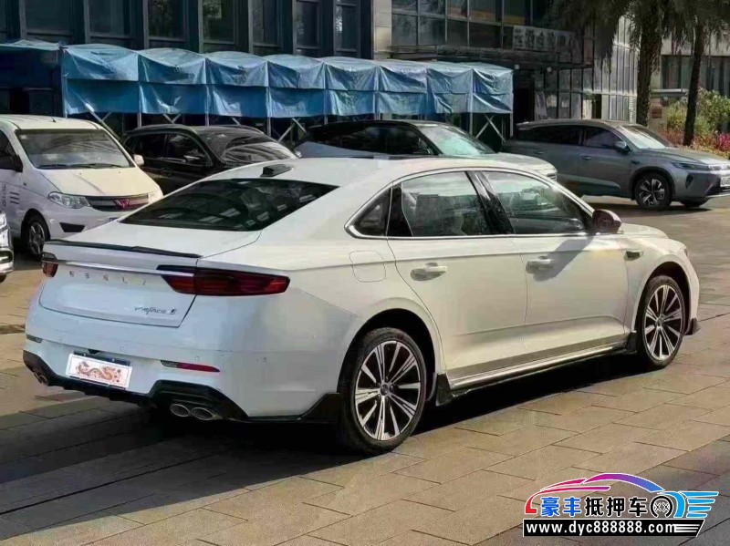 26年吉利星瑞轿车抵押车出售