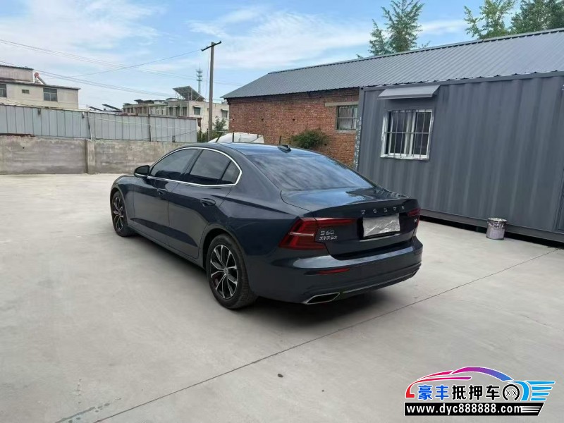 21年沃尔沃S60轿车抵押车出售