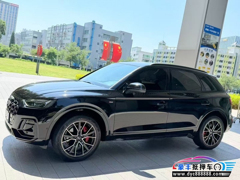 24年奥迪Q5轿车抵押车出售