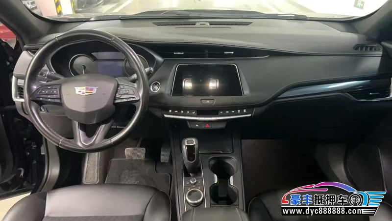 19年凯迪拉克XT4轿车抵押车出售