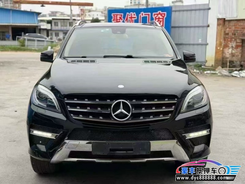 抵押车出售14年奔驰ML轿车