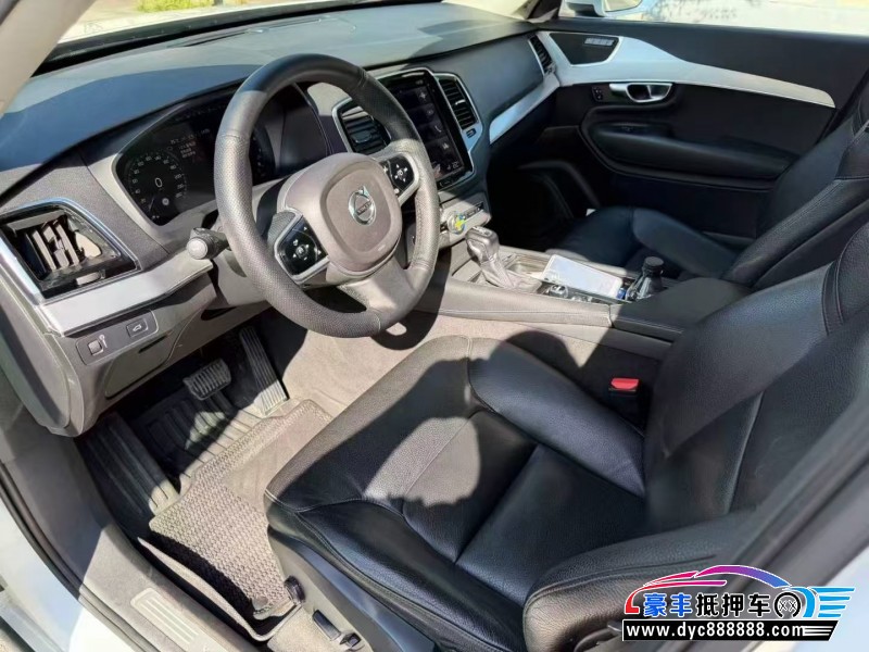 17年沃尔沃XC90轿车抵押车出售