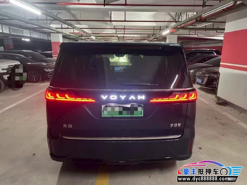26年岚图梦想家轿车抵押车出售