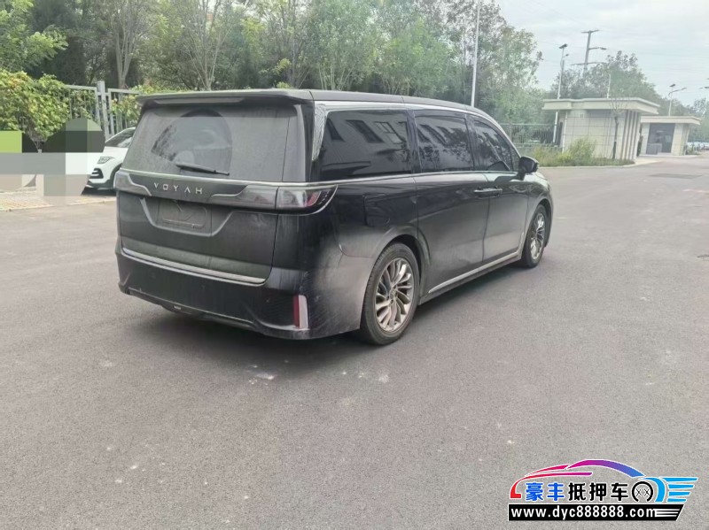 23年岚图梦想家轿车抵押车出售