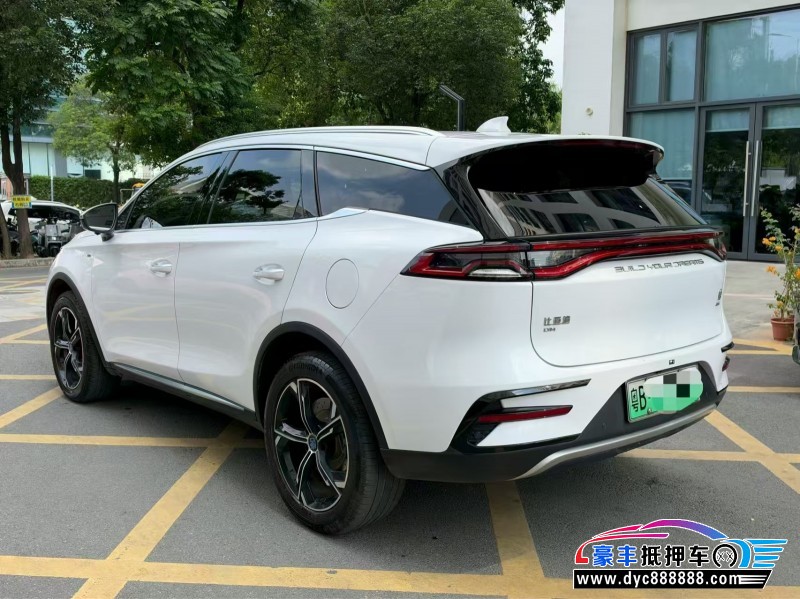 20年比亚迪唐轿车抵押车出售