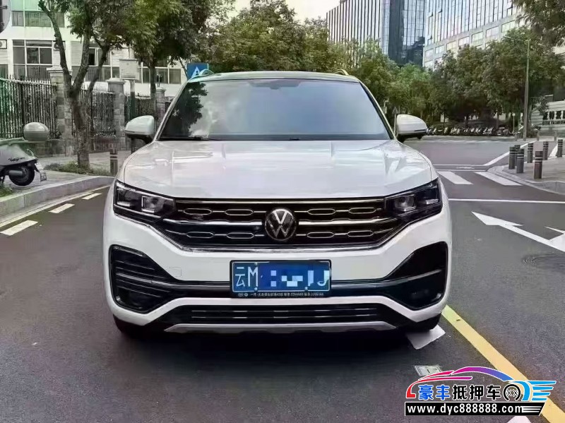 抵押车出售22年大众探岳轿车