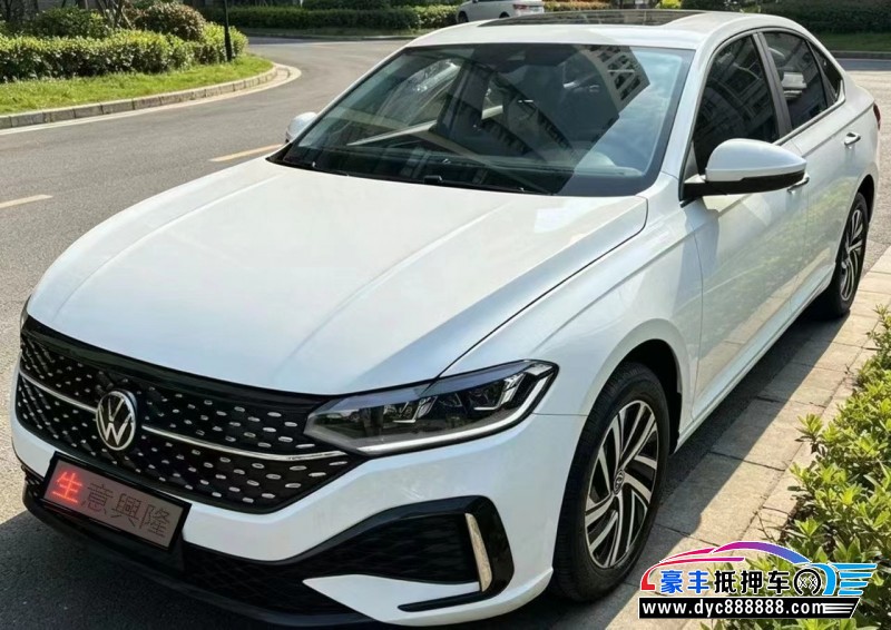 25年大众朗逸轿车抵押车出售