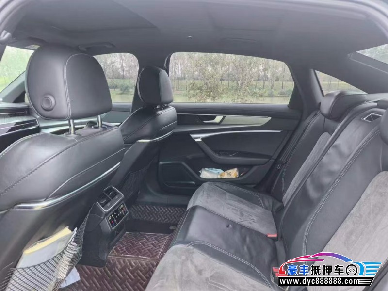 21年奥迪A6轿车抵押车出售