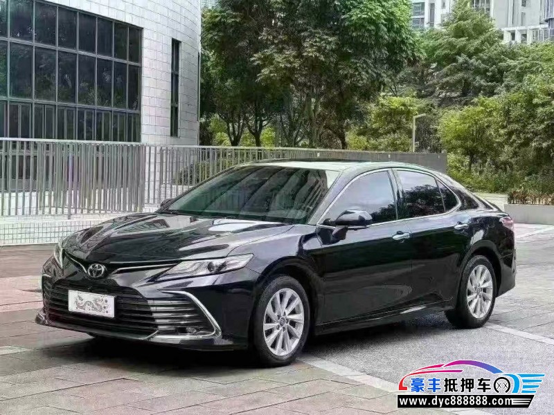 22年丰田凯美瑞轿车抵押车出售