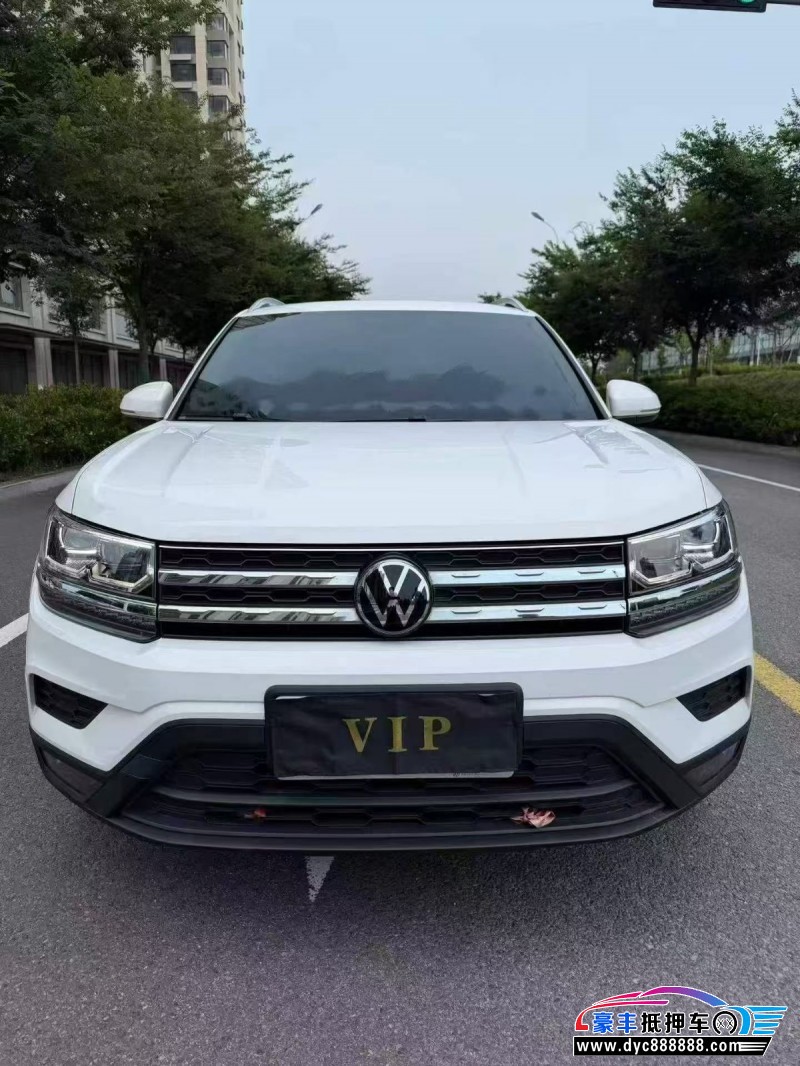抵押车出售23年大众途岳轿车