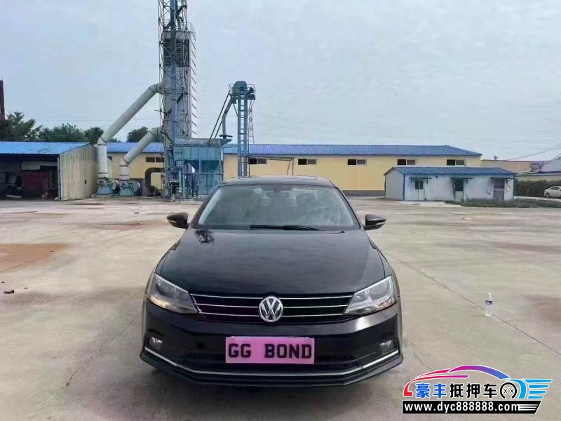 抵押车出售19年大众速腾轿车