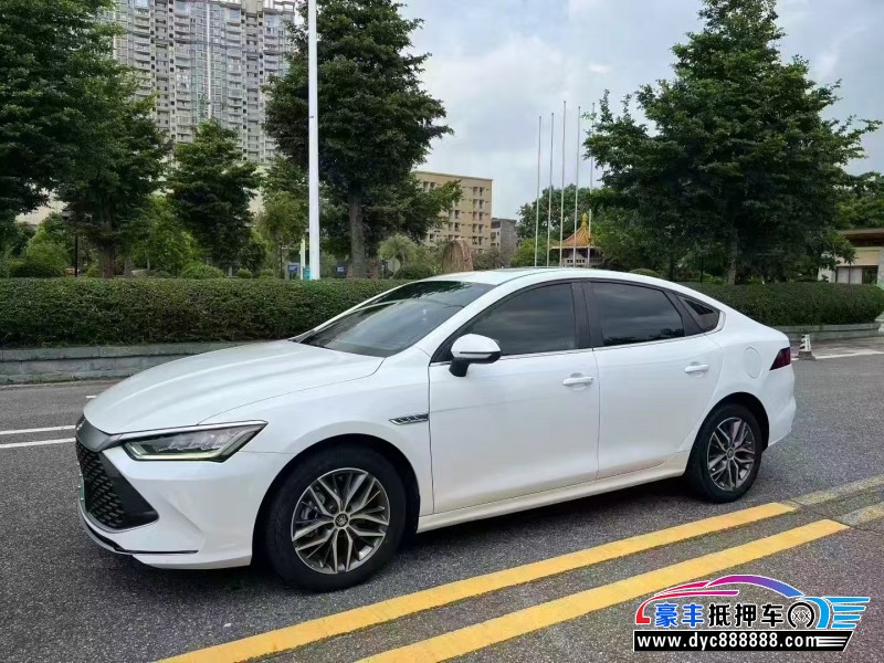 21年比亚迪秦轿车抵押车出售
