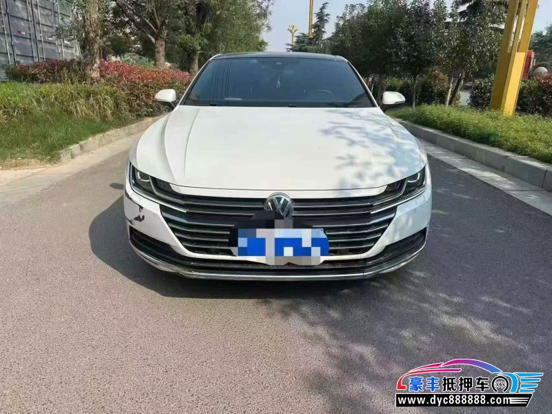抵押车出售20年大众CC轿车