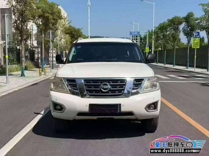 17年日产途乐轿车抵押车出售