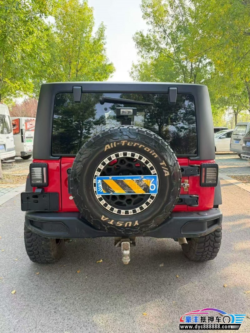 13年Jeep牧马人轿车抵押车出售