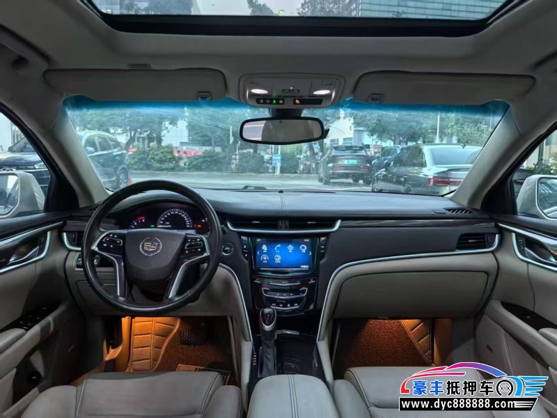 13年凯迪拉克XT4轿车抵押车出售