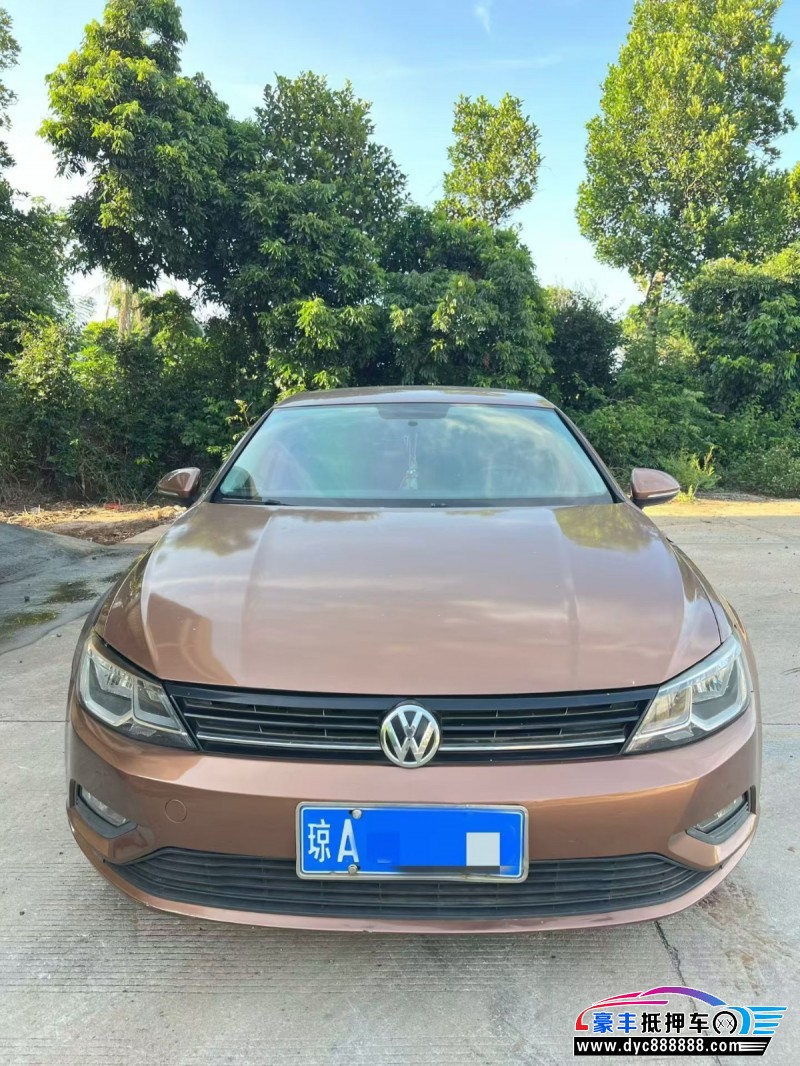 抵押车出售16年大众凌渡轿车