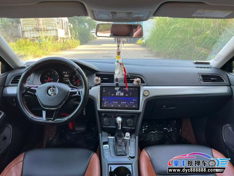 16年大众凌渡轿车抵押车出售