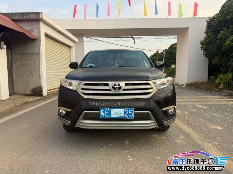 抵押车出售13年丰田汉兰达轿车