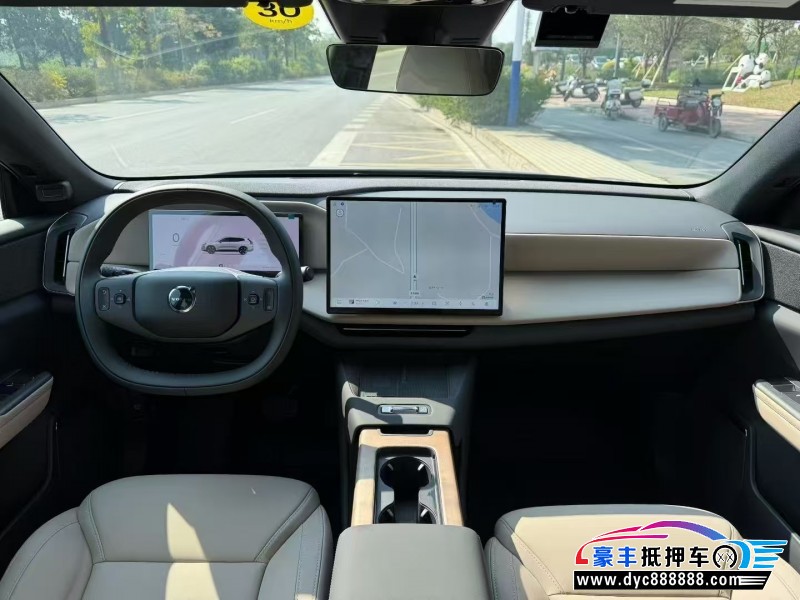 25年沃尔沃XC70轿车抵押车出售
