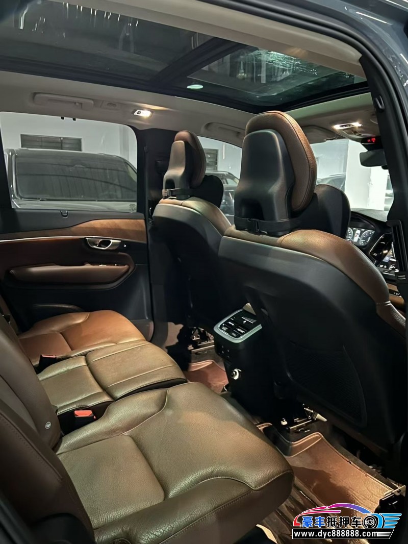 19年沃尔沃XC90轿车抵押车出售