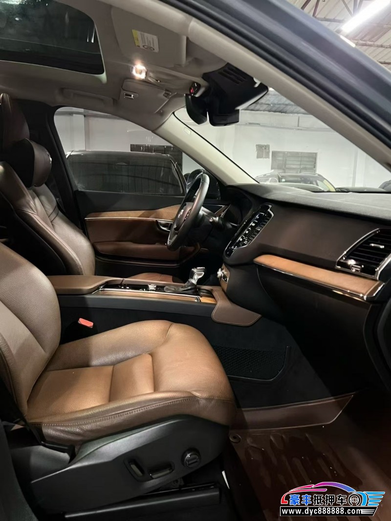 19年沃尔沃XC90轿车抵押车出售