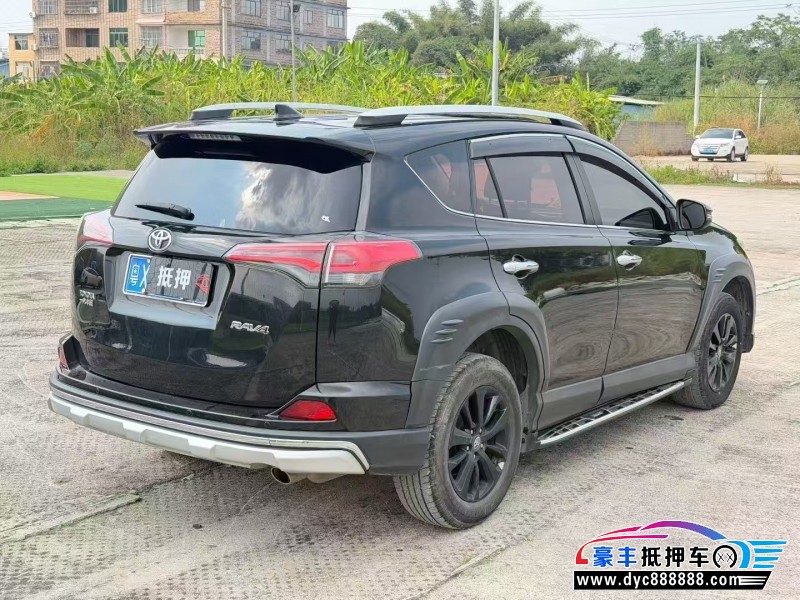 19年丰田RAV4轿车抵押车出售