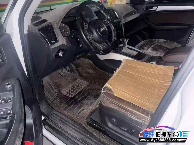 14年奥迪Q5轿车抵押车出售