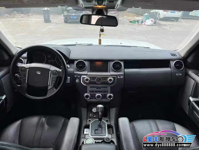 12年路虎发现4轿车抵押车出售