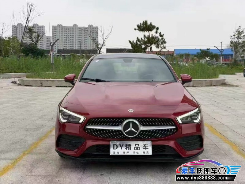 抵押车出售21年奔驰CLA轿车