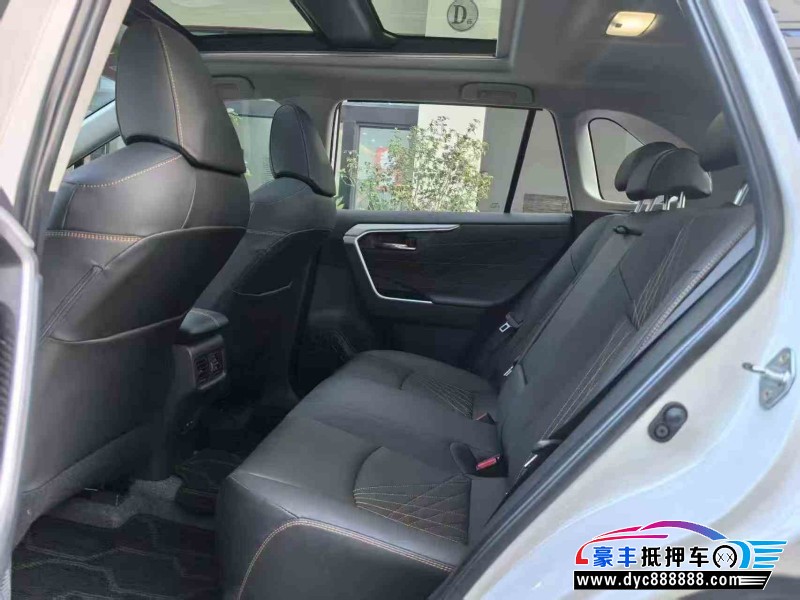 25年丰田RAV4轿车抵押车出售