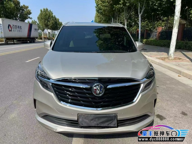 抵押车出售22年别克GL8轿车